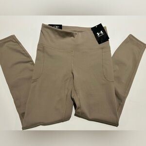 Under Armour MFO movement ankle leggings. Women’s size small, NWT